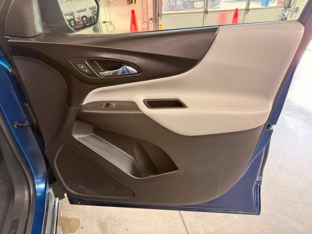 Used 2022 Chevrolet Equinox LT FWD image 27