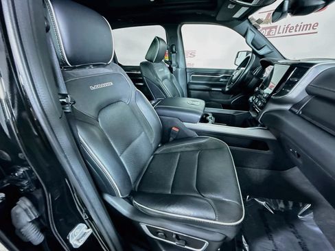 Used 2022 RAM 1500 Laramie AWD/4WD image 33