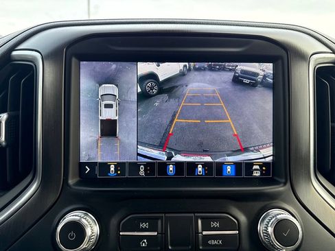 Used 2021 GMC Sierra 1500 AT4 w/ Technology Package AWD/4WD image 10