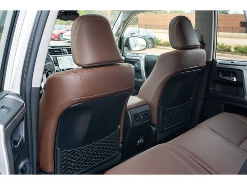 Used 2022 Toyota 4Runner Limited image 13