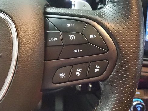 Used 2024 Dodge Durango GT RWD image 33