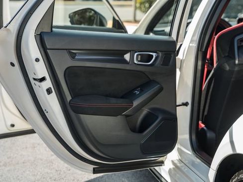 Used 2024 Honda Civic Type R image 37