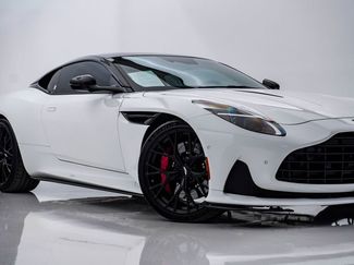 Used 2024 Aston Martin DB12 Coupe RWD video 2
