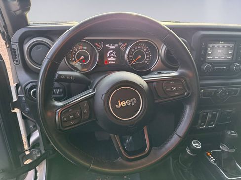 Used 2019 Jeep Wrangler Sport image 15