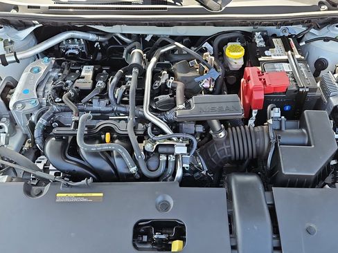 Used 2024 Nissan Sentra SV FWD image 13