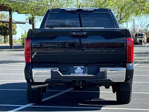 Used 2026 Toyota Tundra SR5 w/ TRD Off-Road Package AWD/4WD image 5