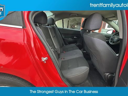 Used 2016 Chevrolet Cruze LT image 55
