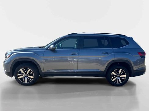 Used 2023 Volkswagen Atlas SE image 3