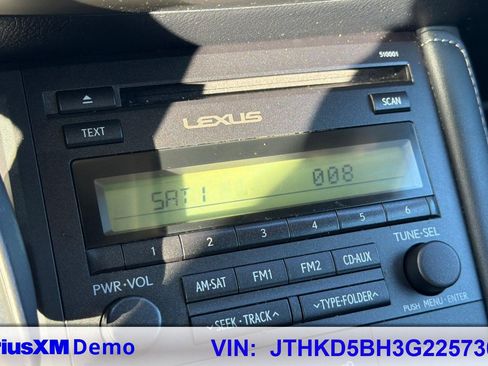 Used 2016 Lexus CT 200h image 38