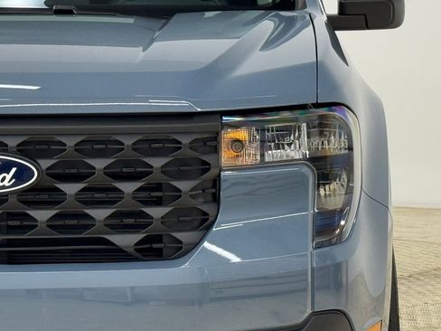 New 2025 Ford Maverick XLT image 37