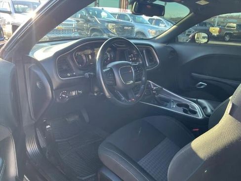 Used 2021 Dodge Challenger GT w/ Driver Convenience Group image 7