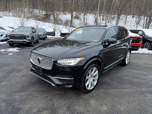 Used 2017 Volvo XC90 T6 Inscription w/ Vision Package image 7