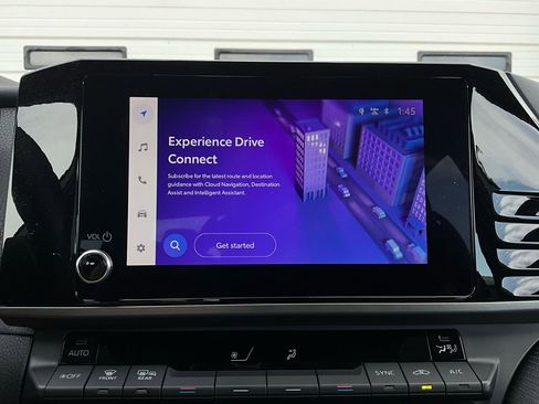 Used 2025 Toyota Camry SE image 29