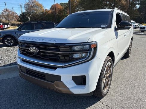 New 2025 Ford Expedition Max King Ranch image 4
