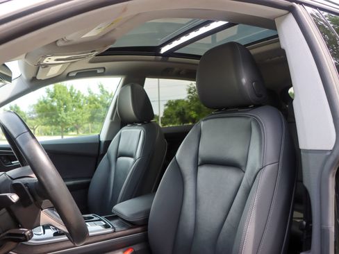 Used 2021 Audi Q8 Premium w/ Convenience Package AWD/4WD image 15