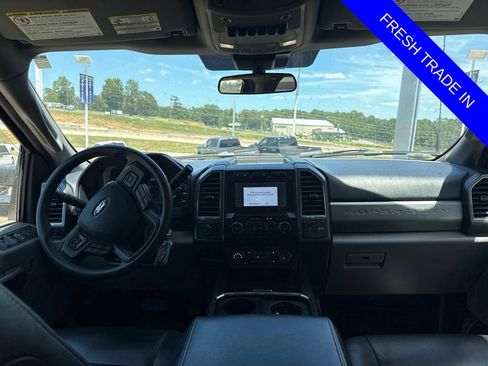Used 2022 Ford F350 XLT w/ XLT Premium Package AWD/4WD image 13