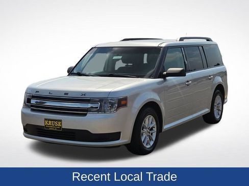 Used 2018 Ford Flex SE FWD image 9