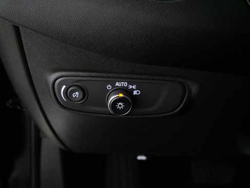 Used 2023 Chevrolet Equinox RS image 26