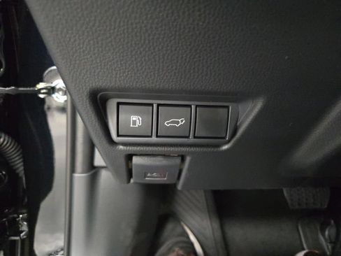 New 2026 Toyota Prius Limited FWD image 31