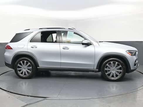 Used 2025 Mercedes-Benz GLE 450e 4MATIC w/ Winter Package image 8