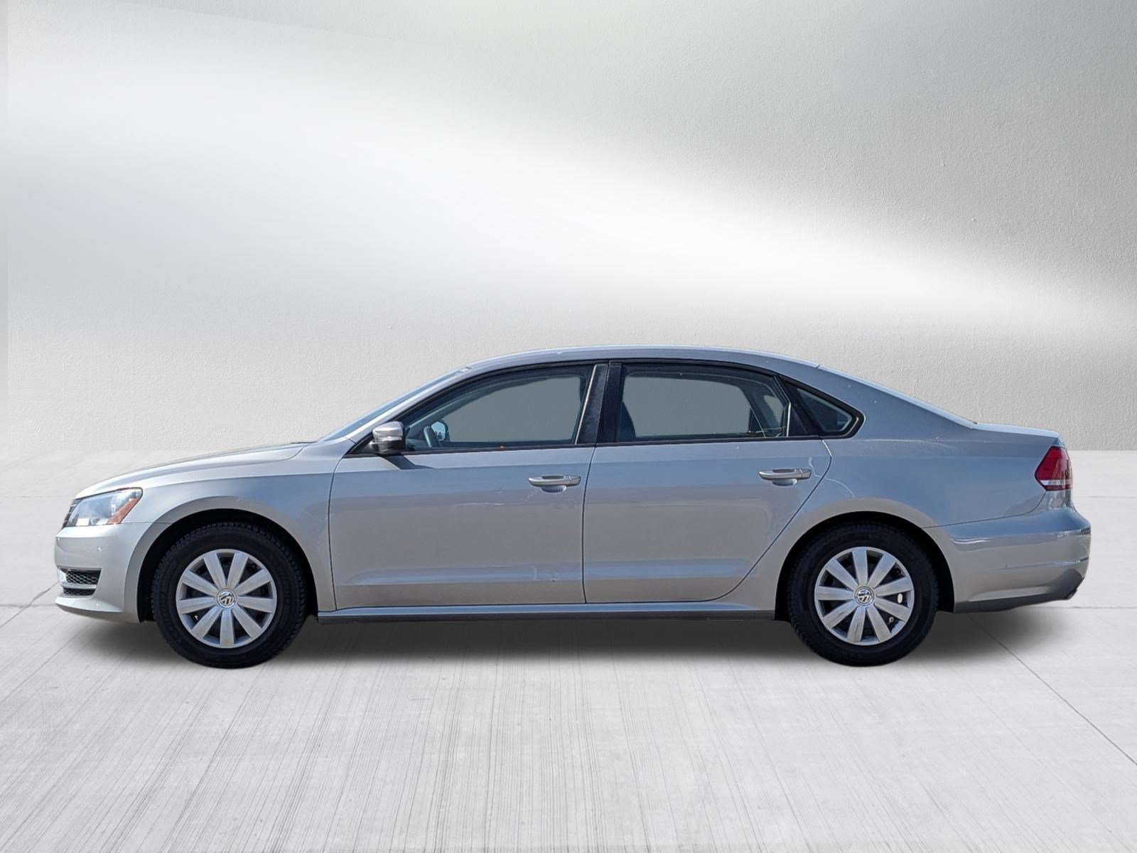 Used 2013 Volkswagen Passat 2.5 S FWD image 4