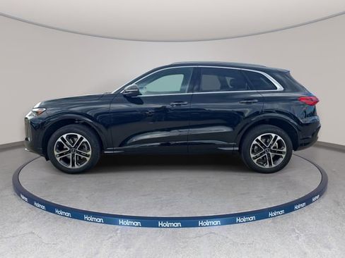 Used 2025 Audi Q5 Premium w/ Convenience Package AWD/4WD image 9