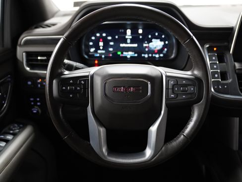 Used 2023 GMC Yukon SLT image 19