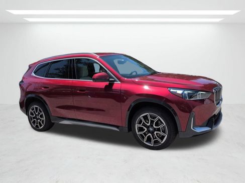 New 2026 BMW X1 xDrive28i w/ Technology Package AWD/4WD image 2