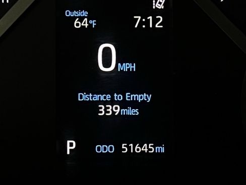 Used 2022 Toyota Tundra SR5 w/ Convenience Package image 15