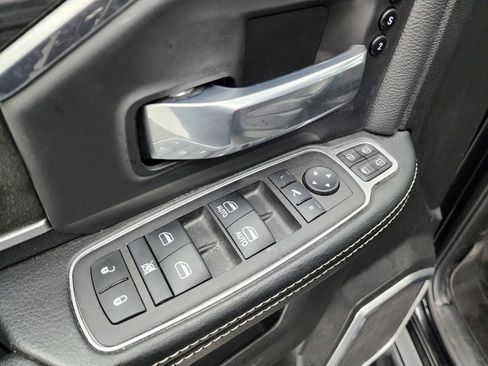 Used 2024 RAM 2500 Laramie w/ Night Edition image 44