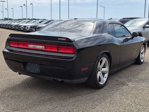 Used 2009 Dodge Challenger SRT8 w/ SRT Option Group II RWD image 3