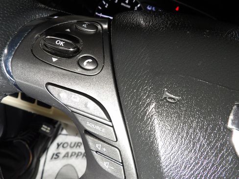 Used 2023 Nissan Murano SL w/ Cargo Package image 28