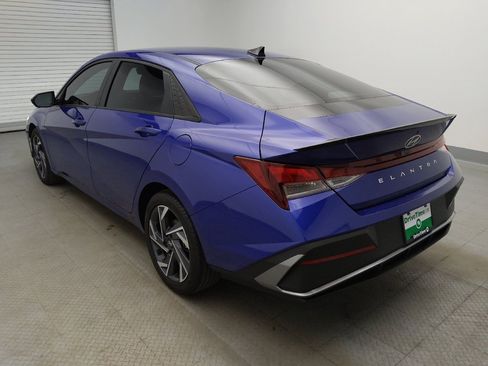 Used 2025 Hyundai Elantra Sport FWD image 5