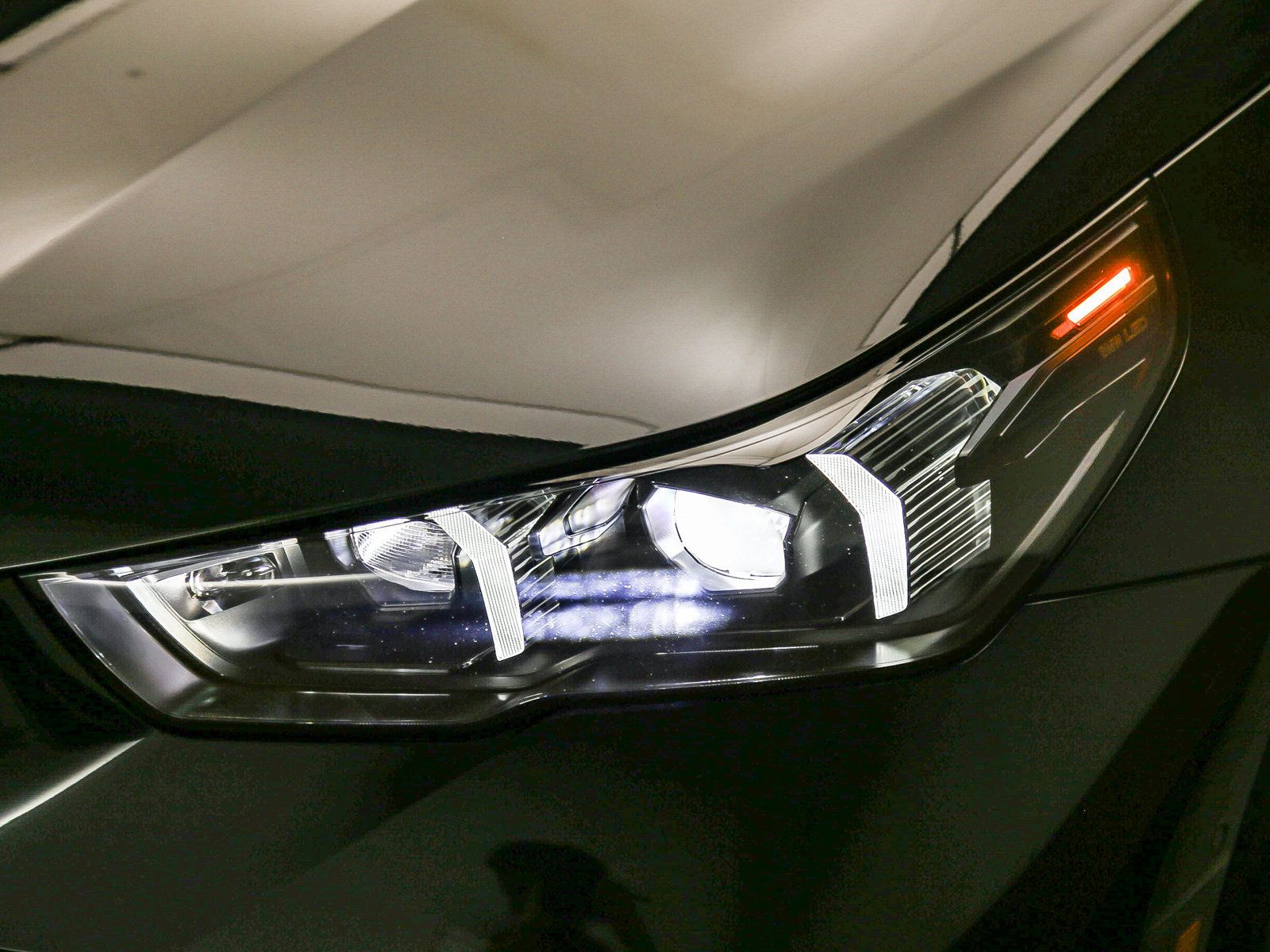 Used 2026 BMW 530i w/ M Sport Package RWD image 8
