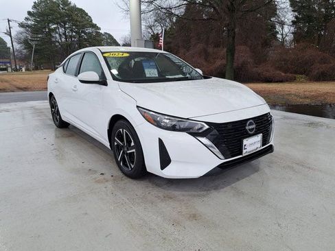 Used 2024 Nissan Sentra SV image 1