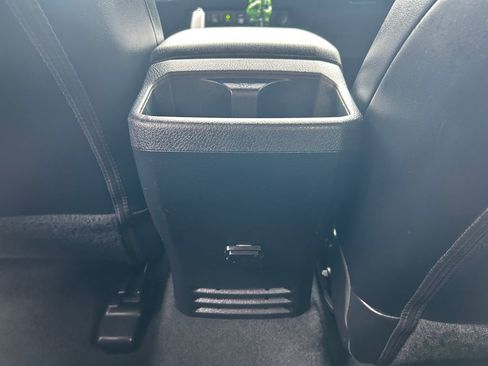 Used 2019 Toyota Tacoma TRD Off-Road AWD/4WD image 33