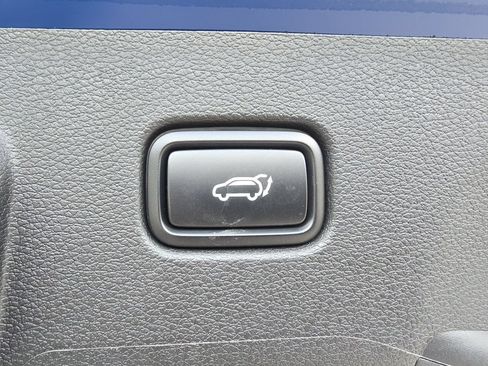 Used 2025 Kia Sportage X-Line w/ Premium Package AWD/4WD image 19