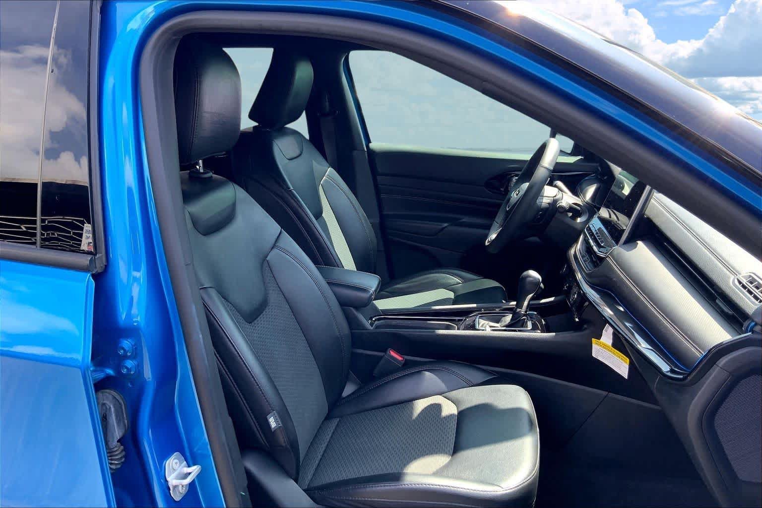 Used 2022 Jeep Compass Latitude AWD/4WD image 13