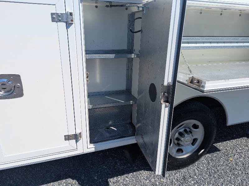 Used 2021 Chevrolet Express 3500 w/ Power Convenience Package RWD image 15