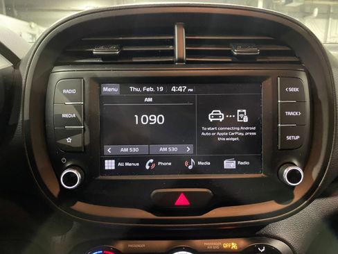 Used 2025 Kia Soul LX w/ LX Technology Package image 20