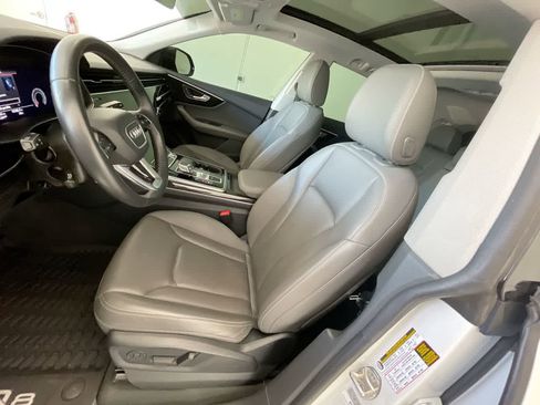 Used 2020 Audi Q8 Premium Plus w/ Premium Plus Package AWD/4WD image 11
