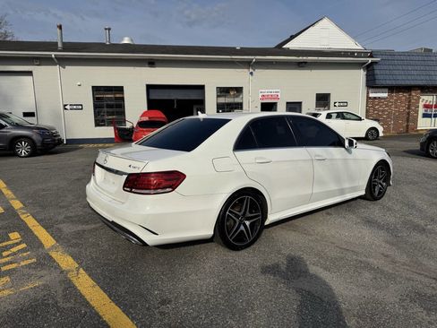 Used 2014 Mercedes-Benz E 350 4MATIC Sedan image 9