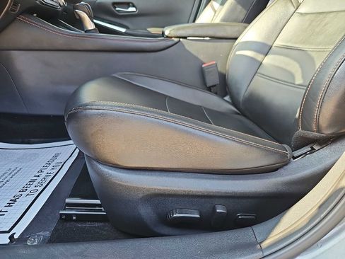 Used 2023 Nissan Sentra SR w/ SR Premium Package image 22