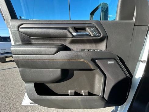 Used 2024 GMC Sierra 3500 AT4 w/ AT4 Preferred Package image 32