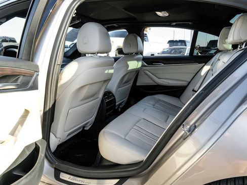 Used 2018 BMW 530i 530i w/ Premium Package image 36