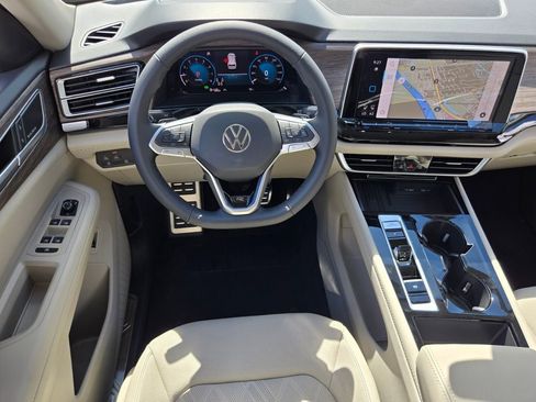 New 2026 Volkswagen Atlas SEL Premium R-Line AWD/4WD image 8