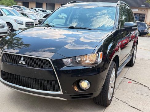 Used 2013 Mitsubishi Outlander SE image 10