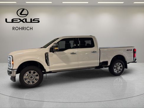 Used 2025 Ford F350 King Ranch w/ Chrome Package AWD/4WD image 9