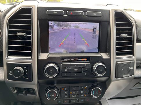 Used 2019 Ford F250 Lariat w/ Lariat Value Package image 36