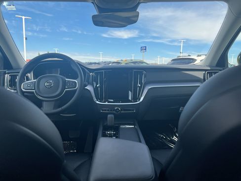 Used 2024 Volvo S60 B5 Core FWD image 21